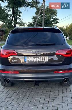 Внедорожник / Кроссовер Audi Q7 2011 в 