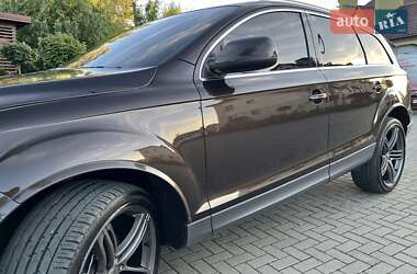 Внедорожник / Кроссовер Audi Q7 2011 в 