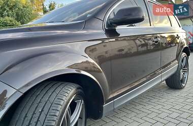 Внедорожник / Кроссовер Audi Q7 2011 в 
