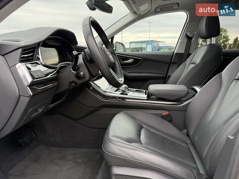 Позашляховик / Кросовер Audi Q7 2023 в Києві