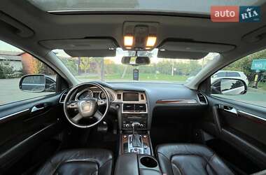 Внедорожник / Кроссовер Audi Q7 2011 в 