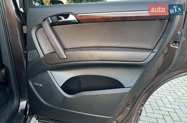 Внедорожник / Кроссовер Audi Q7 2011 в 