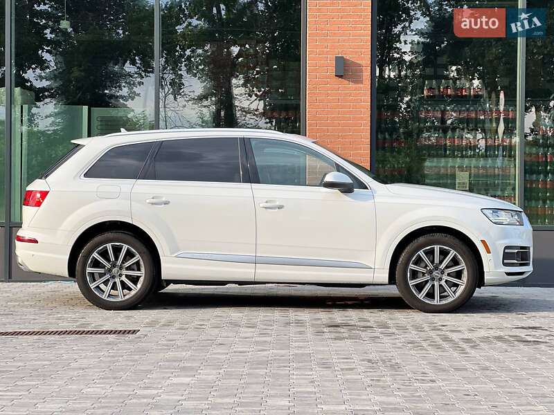 Внедорожник / Кроссовер Audi Q7 2018 в Киеве