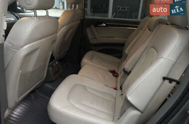 Позашляховик / Кросовер Audi Q7 2012 в 