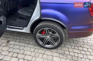 Позашляховик / Кросовер Audi Q7 2013 в 