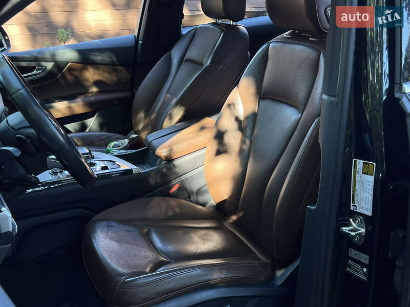 Позашляховик / Кросовер Audi Q7 2017 в Тернополі