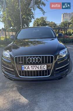 Позашляховик / Кросовер Audi Q7 2014 в 