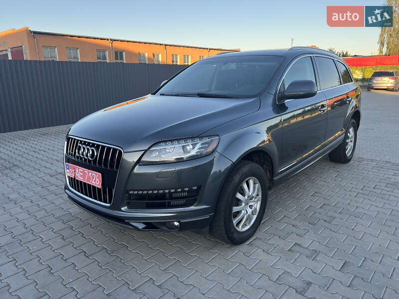 Позашляховик / Кросовер Audi Q7 2014 в 