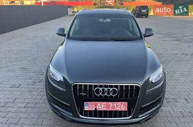 Позашляховик / Кросовер Audi Q7 2014 в 