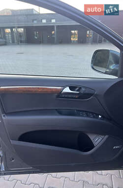 Позашляховик / Кросовер Audi Q7 2014 в 
