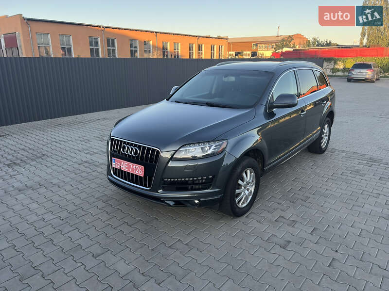 Внедорожник / Кроссовер Audi Q7 2014 в Нововолынске