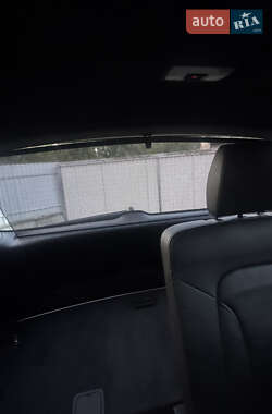 Позашляховик / Кросовер Audi Q7 2013 в 