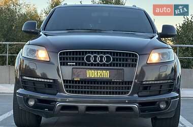 Внедорожник / Кроссовер Audi Q7 2006 в 