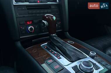 Внедорожник / Кроссовер Audi Q7 2006 в 