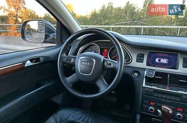 Внедорожник / Кроссовер Audi Q7 2006 в 