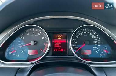Внедорожник / Кроссовер Audi Q7 2006 в 