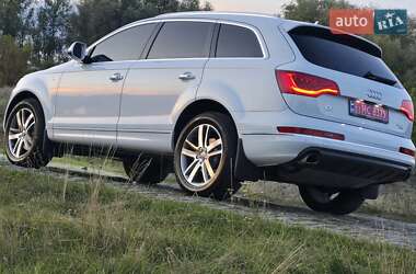 Внедорожник / Кроссовер Audi Q7 2015 в 