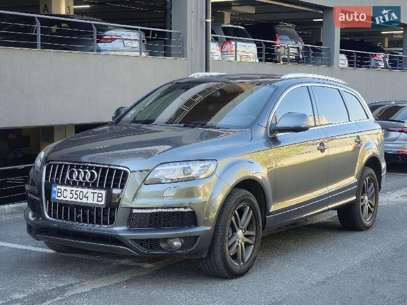 Позашляховик / Кросовер Audi Q7 2015 в Львові