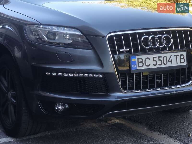 Позашляховик / Кросовер Audi Q7 2015 в Львові