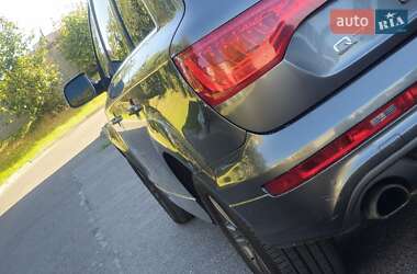Внедорожник / Кроссовер Audi Q7 2015 в 