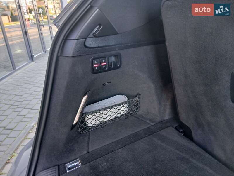 Внедорожник / Кроссовер Audi Q7 2017 в Владимире