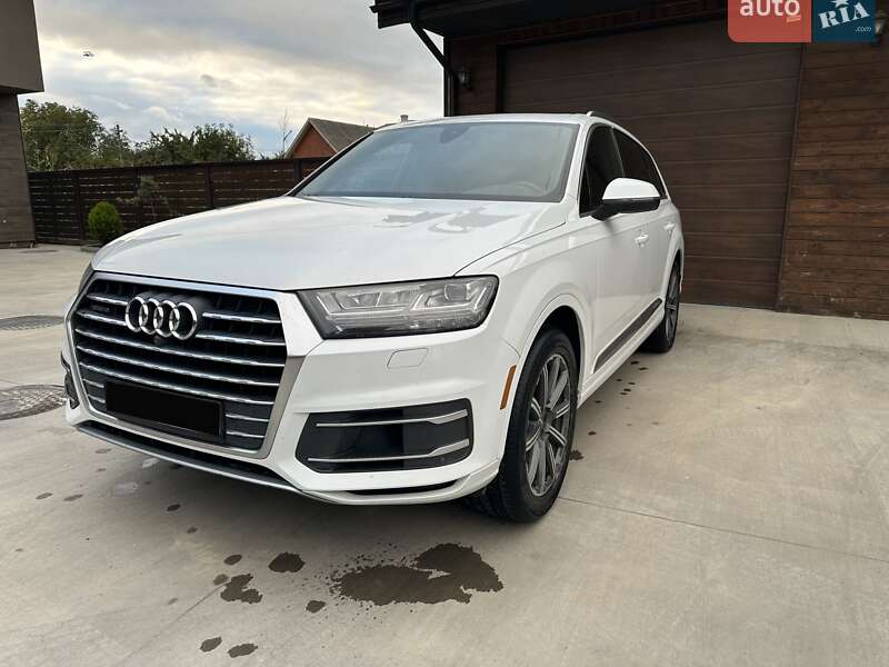 Позашляховик / Кросовер Audi Q7 2016 в Глибокій