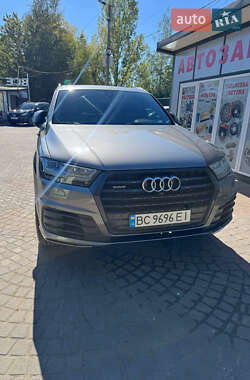Audi Q7 2015
