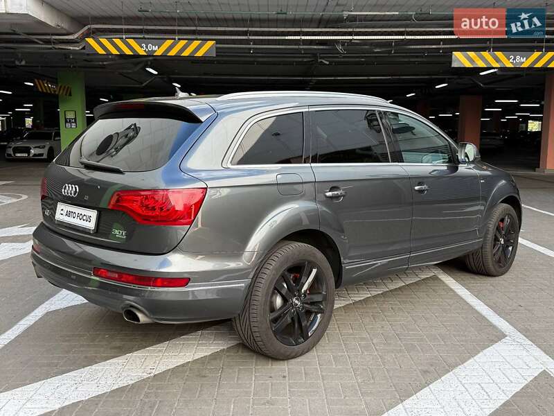 Позашляховик / Кросовер Audi Q7 2014 в Києві