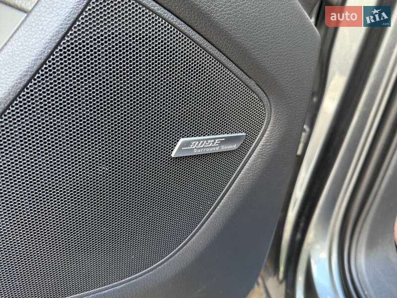 Позашляховик / Кросовер Audi Q7 2014 в Києві