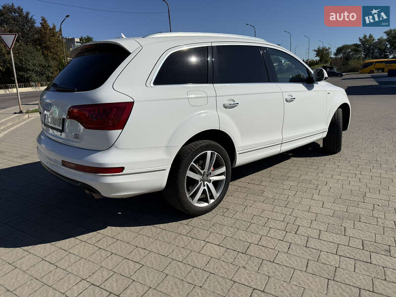 Позашляховик / Кросовер Audi Q7 2011 в Дрогобичі