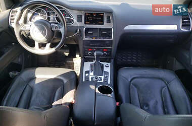 Внедорожник / Кроссовер Audi Q7 2014 в 