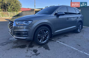 Позашляховик / Кросовер Audi Q7 2016 в 