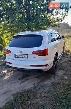 Внедорожник / Кроссовер Audi Q7 2010 в 