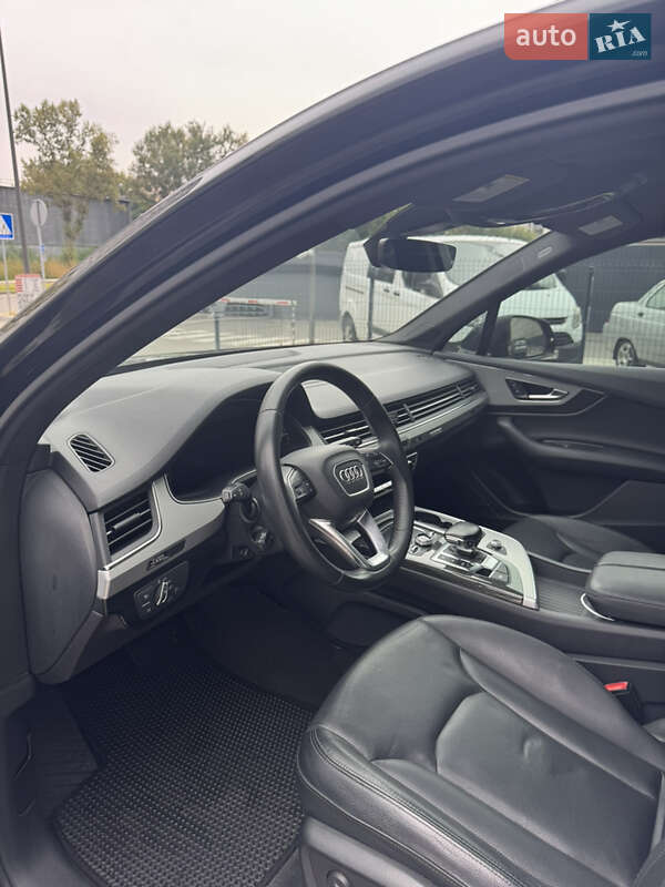 Внедорожник / Кроссовер Audi Q7 2018 в Киеве