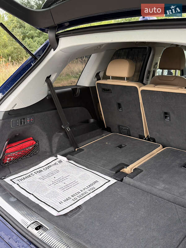 Внедорожник / Кроссовер Audi Q7 2020 в Киеве