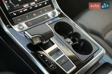 Внедорожник / Кроссовер Audi Q7 2021 в 