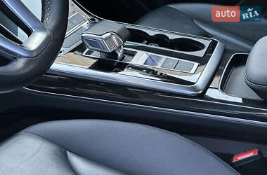 Внедорожник / Кроссовер Audi Q7 2021 в 