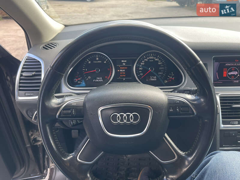 Позашляховик / Кросовер Audi Q7 2012 в Полтаві