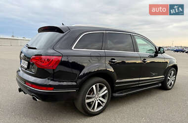 Внедорожник / Кроссовер Audi Q7 2015 в 