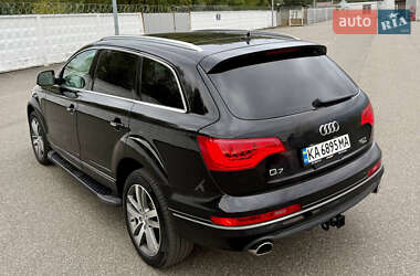 Внедорожник / Кроссовер Audi Q7 2015 в 
