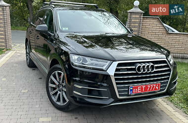 Внедорожник / Кроссовер Audi Q7 2017 в 