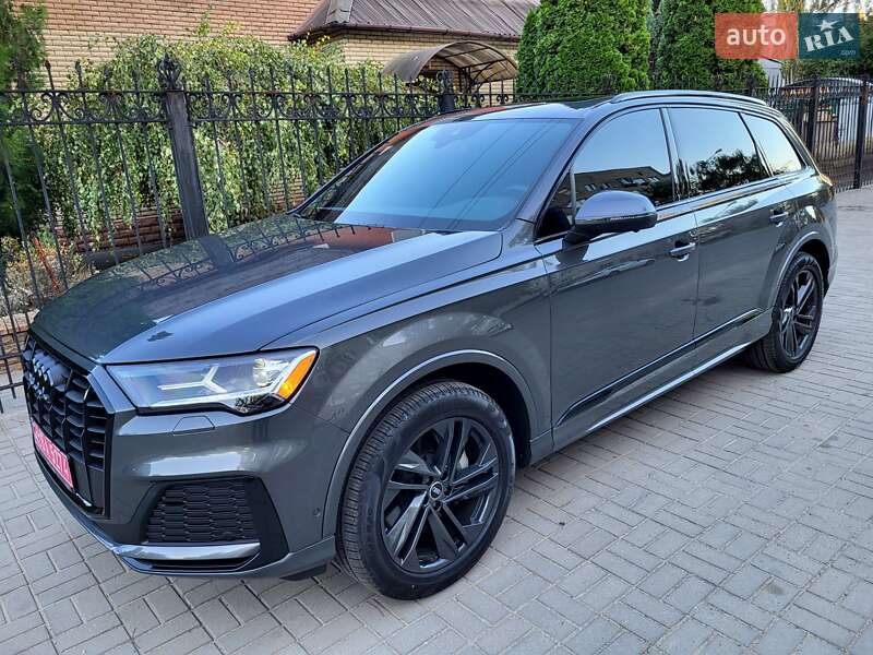 Внедорожник / Кроссовер Audi Q7 2021 в Запорожье