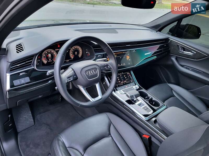Внедорожник / Кроссовер Audi Q7 2021 в Запорожье