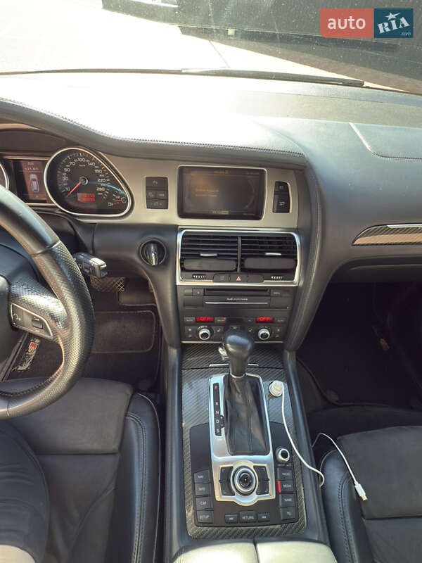 Позашляховик / Кросовер Audi Q7 2010 в Одесі фото 17 Позашляховик / Кросовер Audi Q7 2010 в Одесі