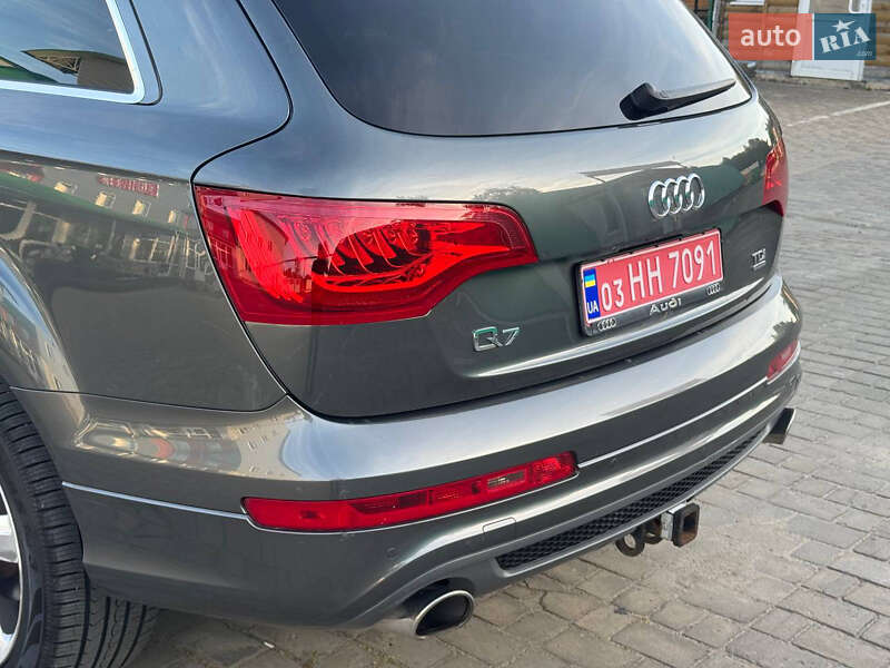 Позашляховик / Кросовер Audi Q7 2014 в Ковелі