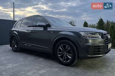 Audi Q7 2016