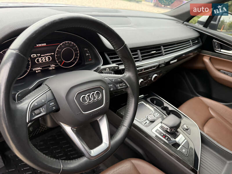 Позашляховик / Кросовер Audi Q7 2017 в Полтаві