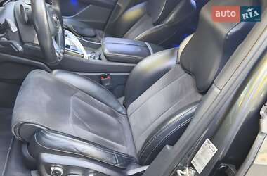 Внедорожник / Кроссовер Audi Q7 2016 в 