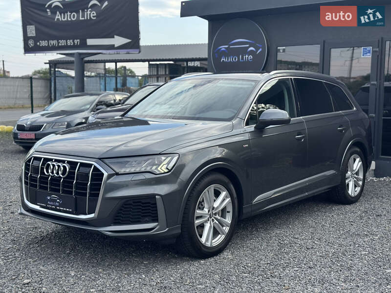 Позашляховик / Кросовер Audi Q7 2020 в Мукачевому