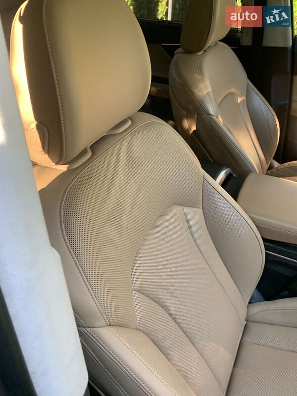 Внедорожник / Кроссовер Audi Q7 2020 в Луцке